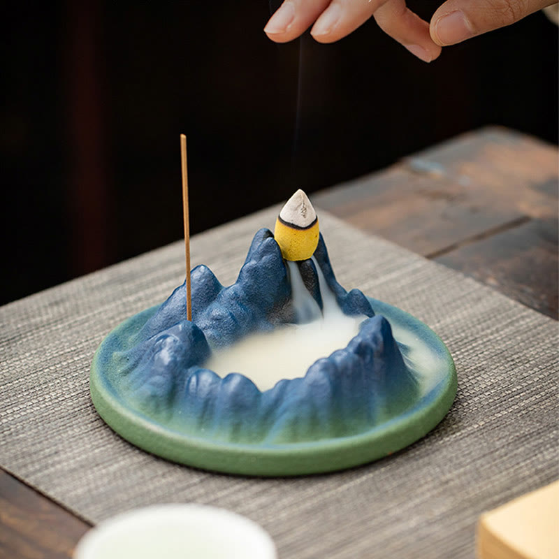 Brûleur d'encens à refoulement en céramique Creative Mountain River