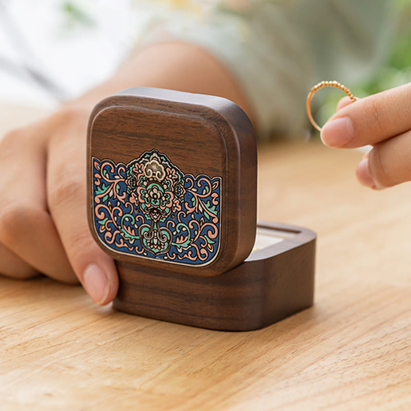 Boîte de rangement de bijoux en bois de noyer noir fait à la main rétro, boîte-cadeau en bois de feuille