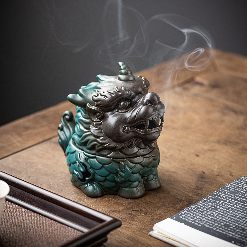 Brûleur d’Encens Kylin en Céramique – Symbole de Chance & Prospérité