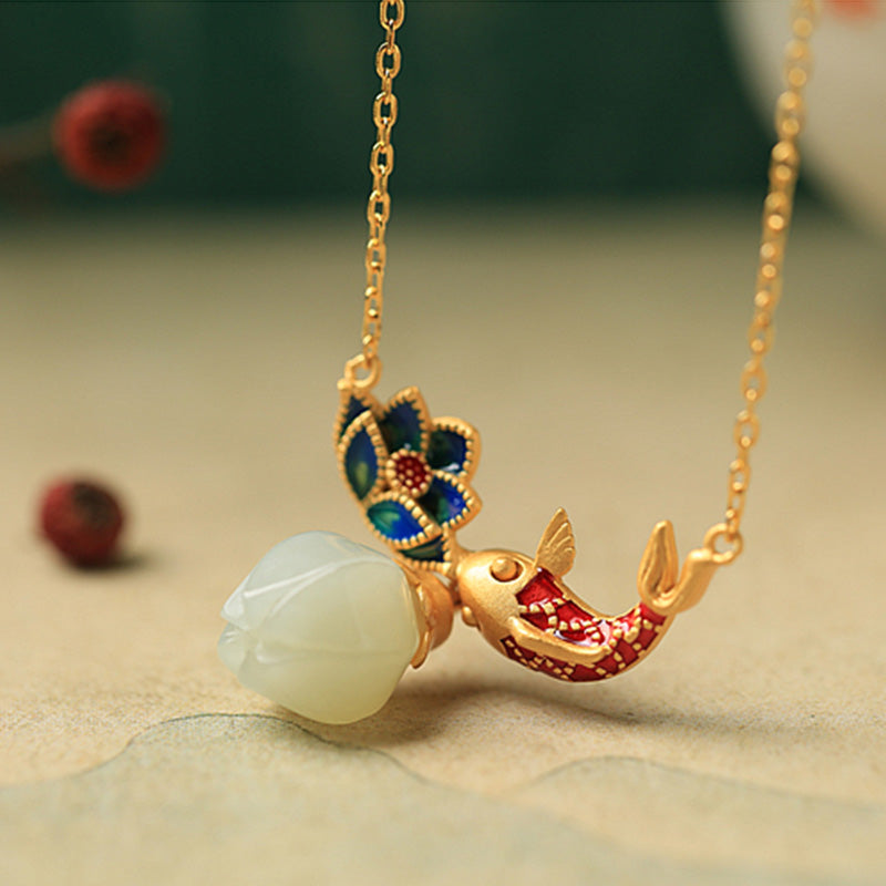 Pendentif Carpe Koï & Lotus en Jade Blanc Naturel
