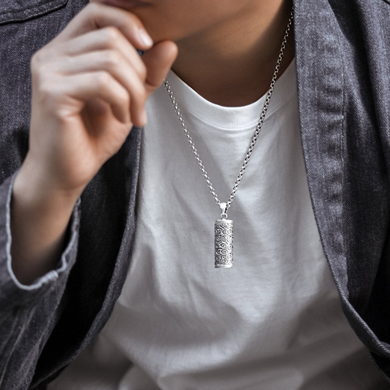 Collier Om Mani Padme Hum en Cuivre Plaqué Argent