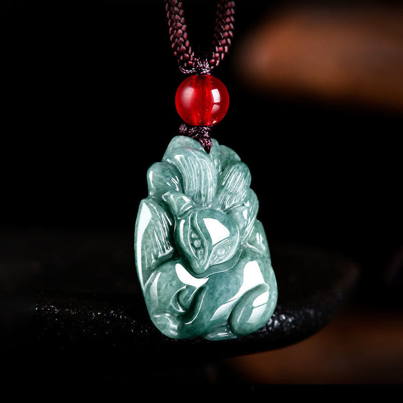 Collier de Prospérité Renard à Neuf Queues en Jade Vert Naturel – Pendentif Symbolique Unisexe