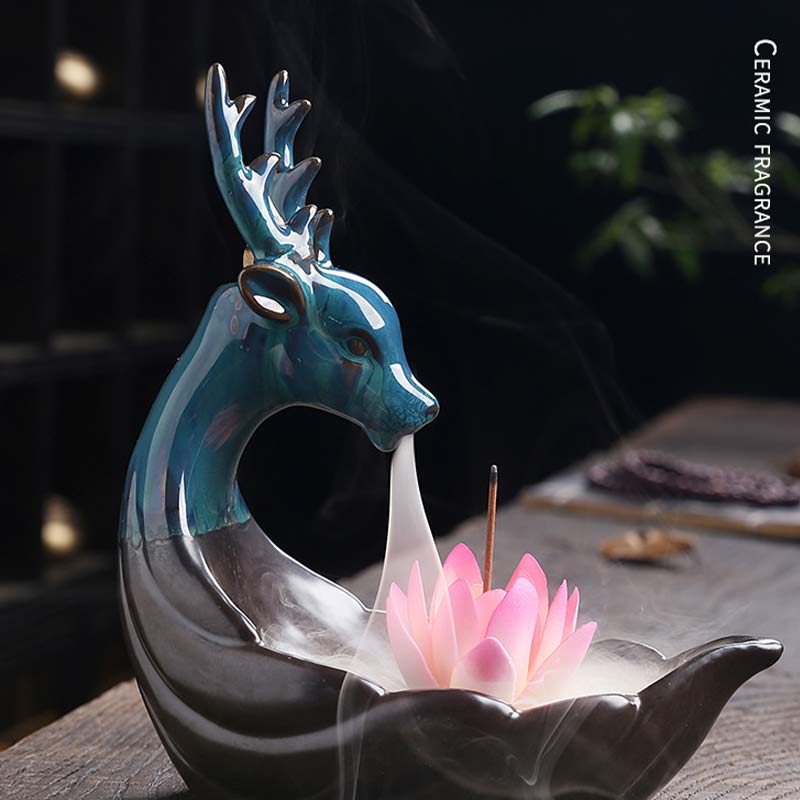 Brûleur d’Encens en Céramique Lotus & Cerf à Reflux