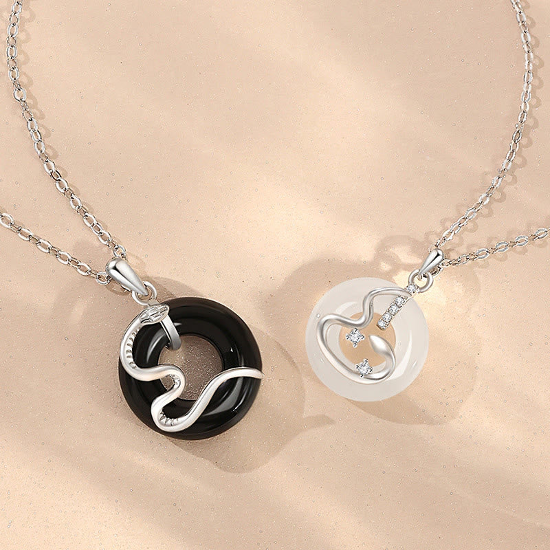 Pendentif Boucle de Paix en Argent 925 & Onyx Noir ou Calcédoine