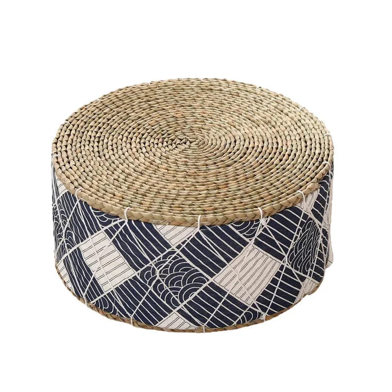 Coussin de Méditation Japonais Bleu en Paille Naturelle – 30 × 20 cm