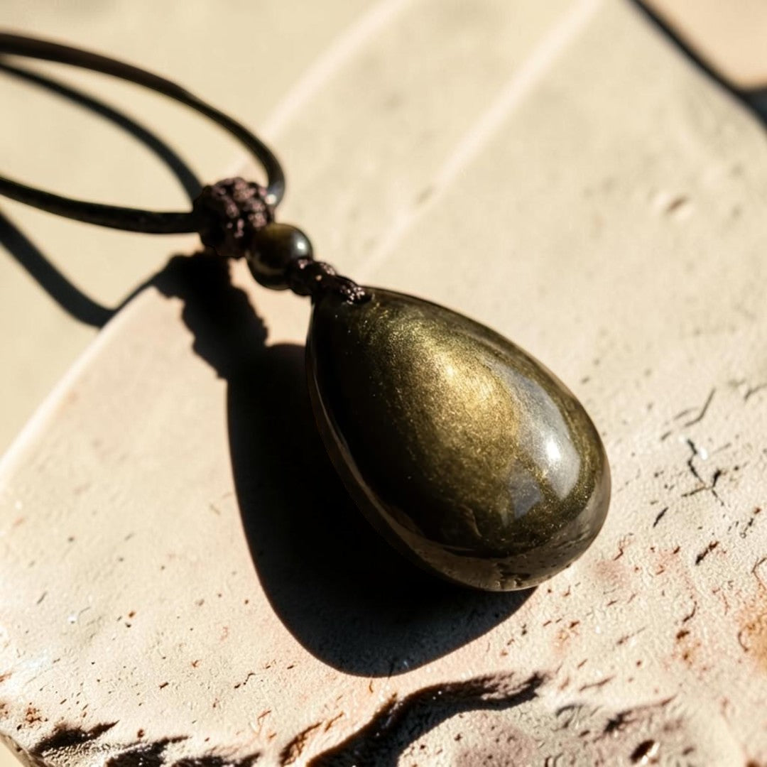 Pendentif Goutte “Force Intérieure” en Obsidienne Dorée
