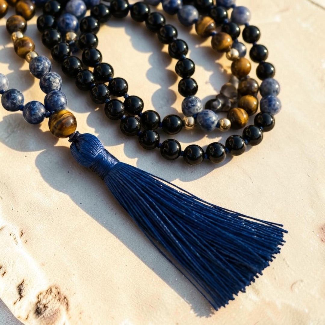 Collier Mala Bouclier Intérieur en Sodalite, Œil de Tigre & Onyx Noir