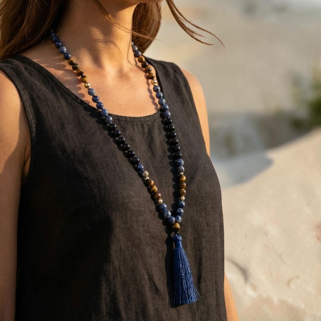 Collier Mala Bouclier Intérieur en Sodalite, Œil de Tigre & Onyx Noir