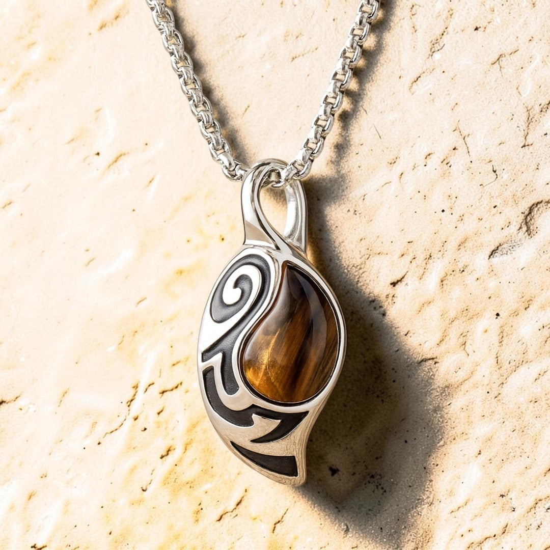 Pendentif Bouclier Tribal en Oeil de Tigre