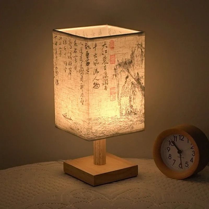 Lampe de Bureau Calligraphie Chinoise – Lumière Zen & Ambiance Poétique