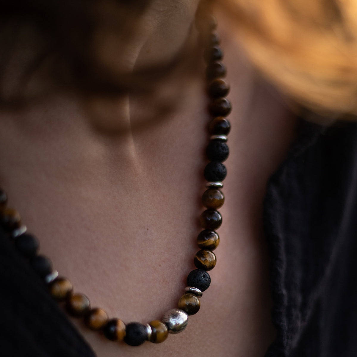 Collier Énergie Terre & Feu en Pierre de Lave & Oeil de Tigre
