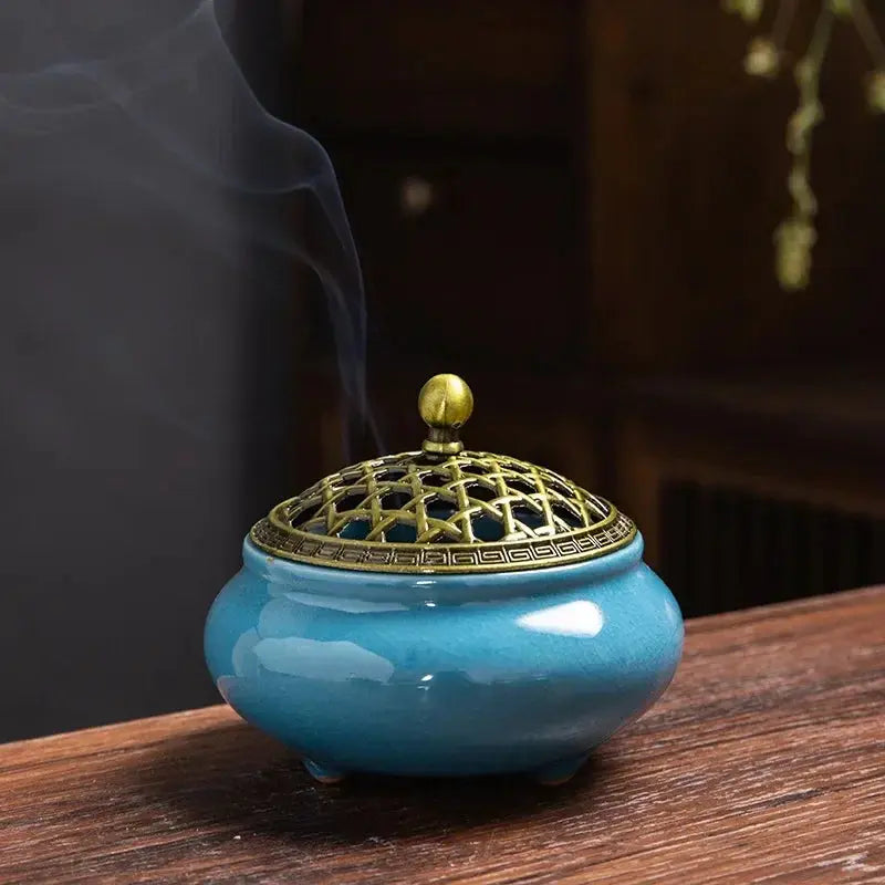 Brûleur d’Encens en Céramique Bouddhiste, Sérénité & Élégance