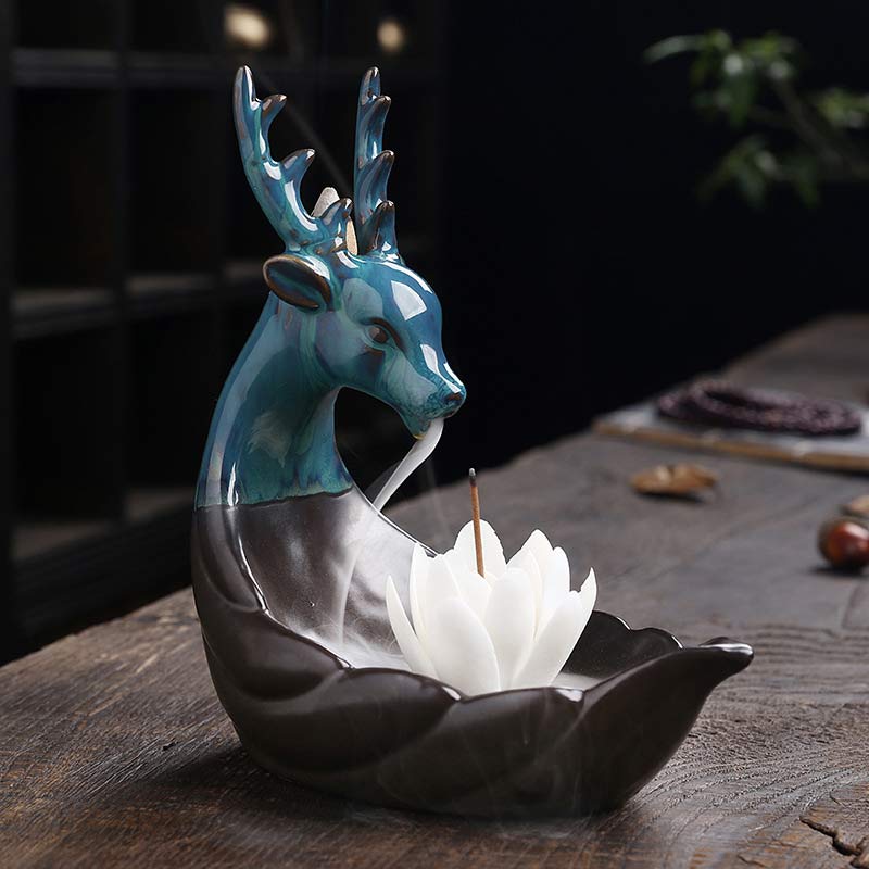 Brûleur d’Encens en Céramique Lotus & Cerf à Reflux