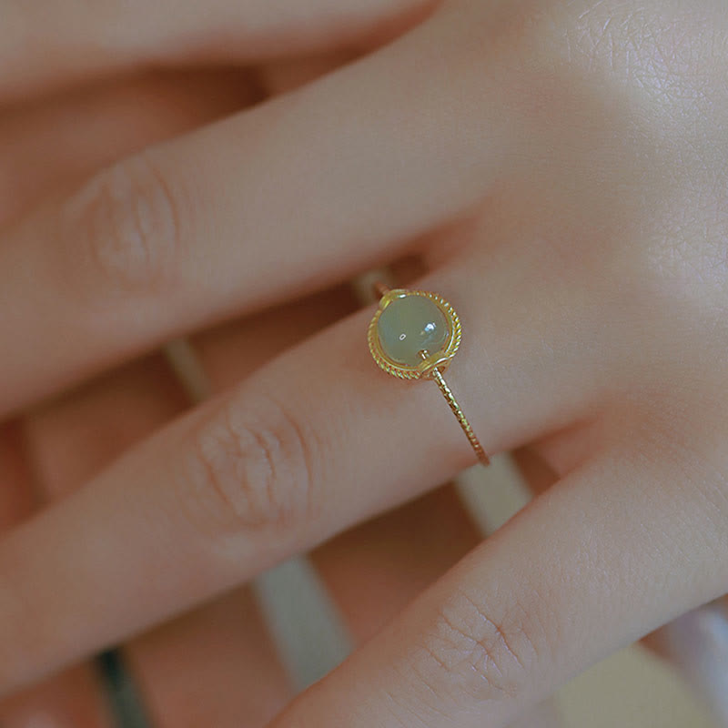 Bague Chance & Prospérité en Jade Naturel – Cuivre Plaqué Or 14 Carats – Ajustable