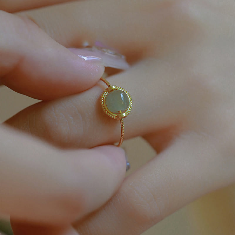 Bague Chance & Prospérité en Jade Naturel – Cuivre Plaqué Or 14 Carats – Ajustable