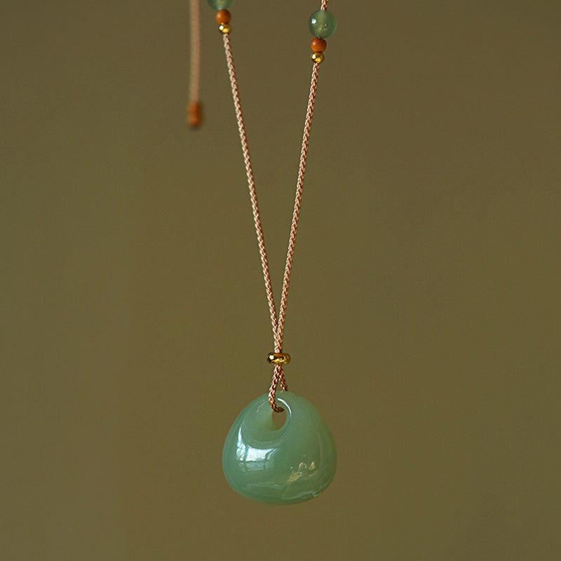 Collier Pendentif en Jade Naturel