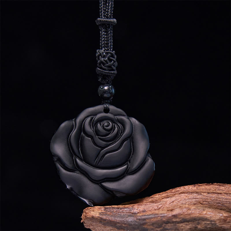 Collier Pendentif Rose en Obsidienne Noire Naturelle