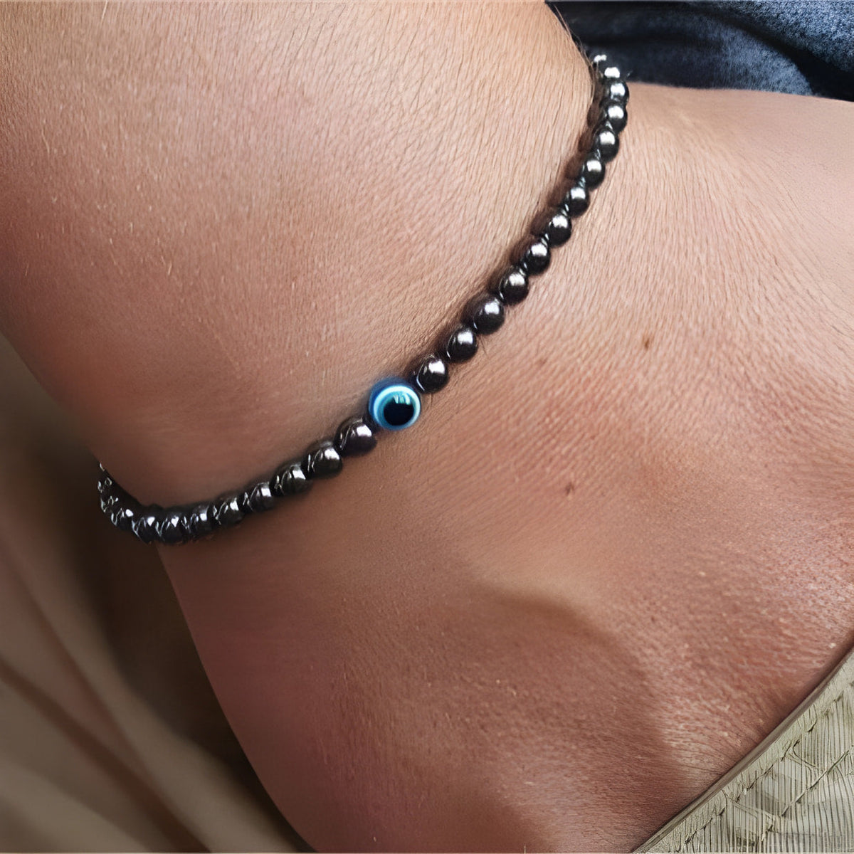 Bracelet en Onyx Noir & Symbole du Mauvais Œil (Perles 4 mm)