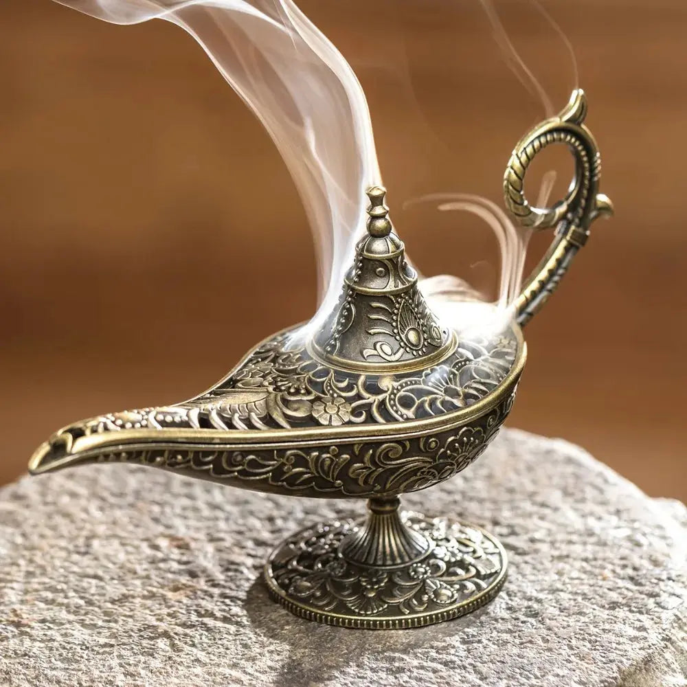 Brûleur d’Encens Lampe Antique en Métal, Élégance & Tradition