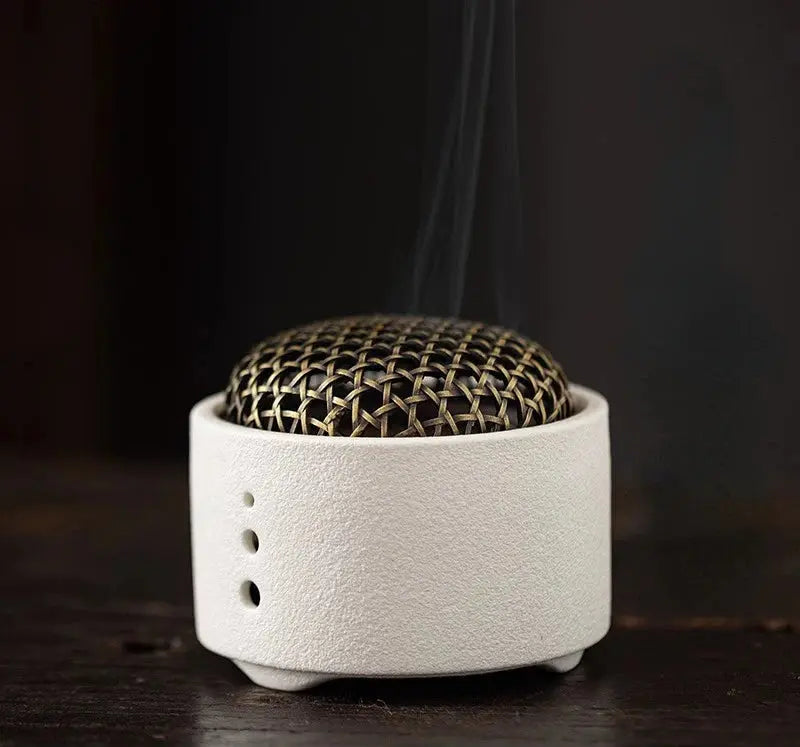 Brûleur d’Encens Moderne en Céramique pour Ambiance Zen Intérieure