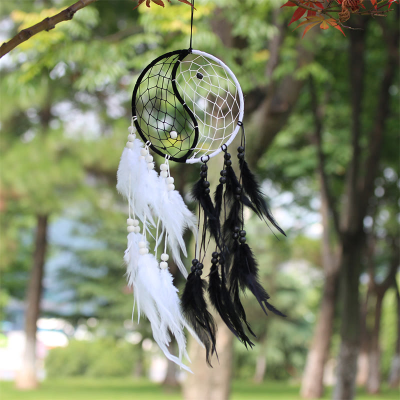 Attrape-rêves Yin Yang Filet circulaire avec plumes Décoration d'équilibre