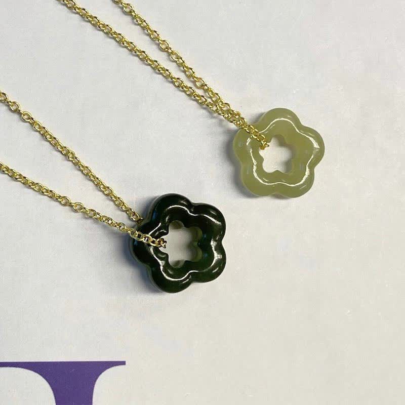 Collier Floral en Jade Hetian ou Jade Cyan Naturel