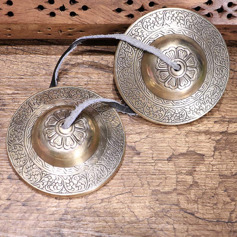 Cloches Tingsha en Cuivre – Cymbales Tibétaines de Méditation avec Mantra “Om Mani Padme Hum”