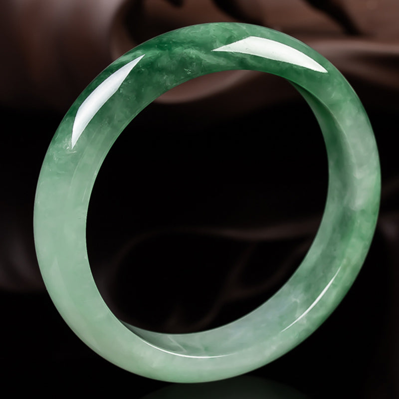 Pendentif Jade Vert Renard à Neuf Queues