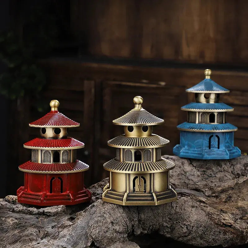 Brûleur d’Encens en Laiton Pagode Antique, Aura Sacrée & Intemporelle