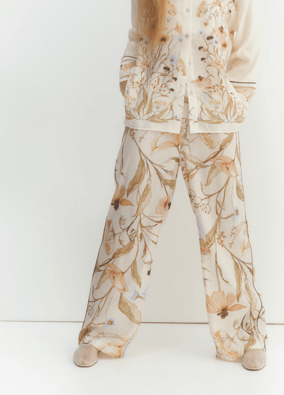 Ensemble kimono femme motif pivoine blanc – (veste + pantalon)