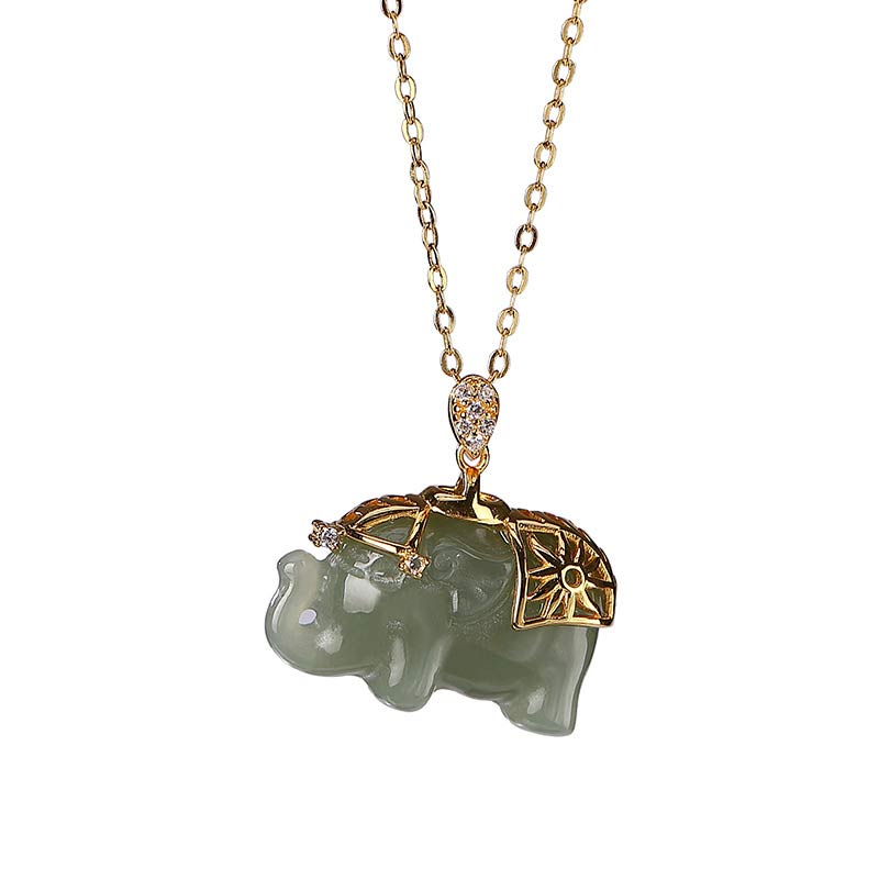 Collier en Jade Naturel avec Pendentif Éléphant en Argent Sterling 925