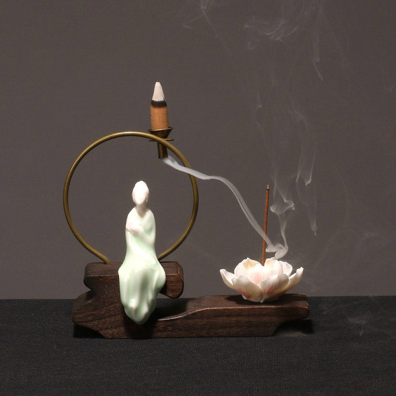 Brûleur d’Encens de Méditation en Céramique Lotus à Reflux