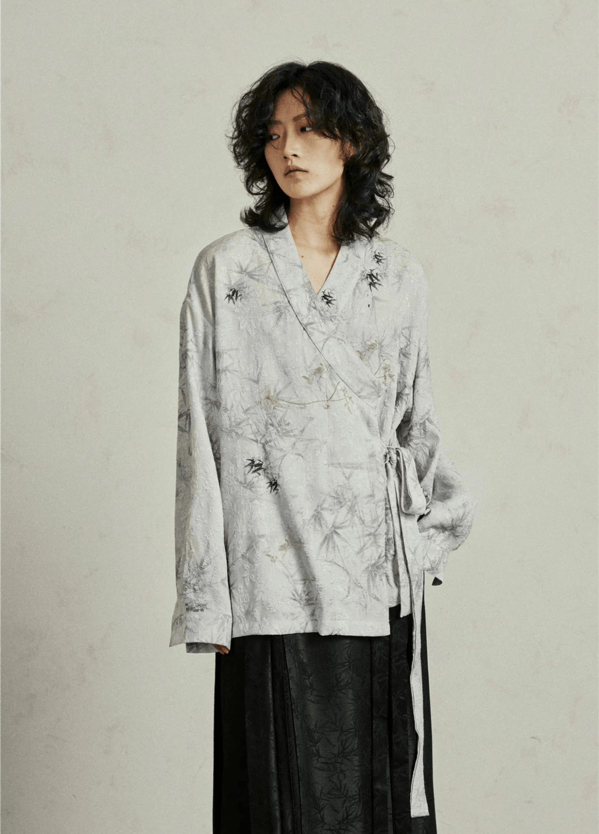 Chemisier kimono court femme jacquard gris perle – Sumi 2.0