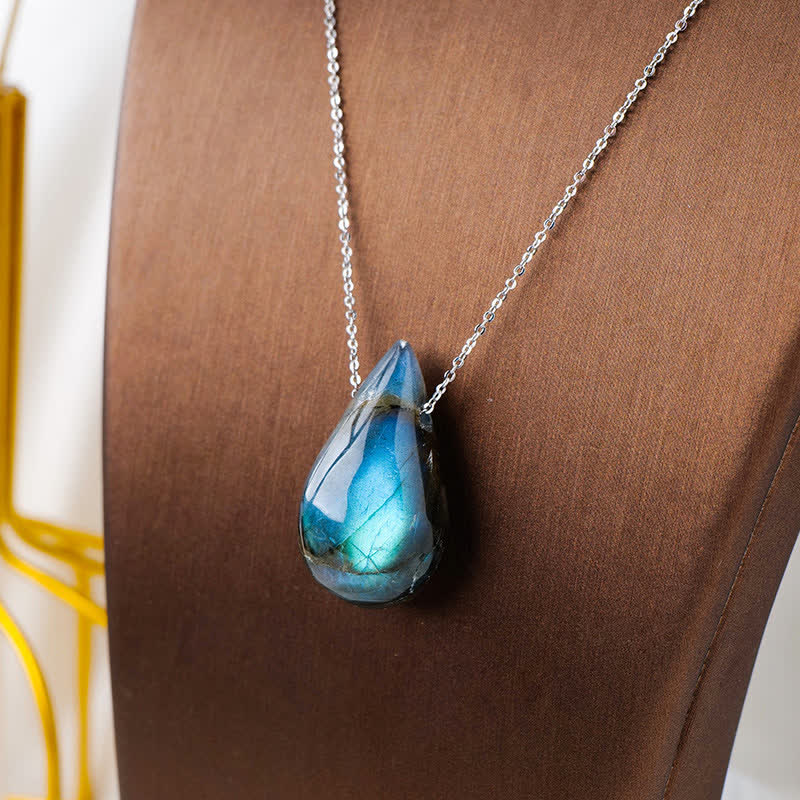 Collier Pendentif Goutte d’Eau en Labradorite Naturelle