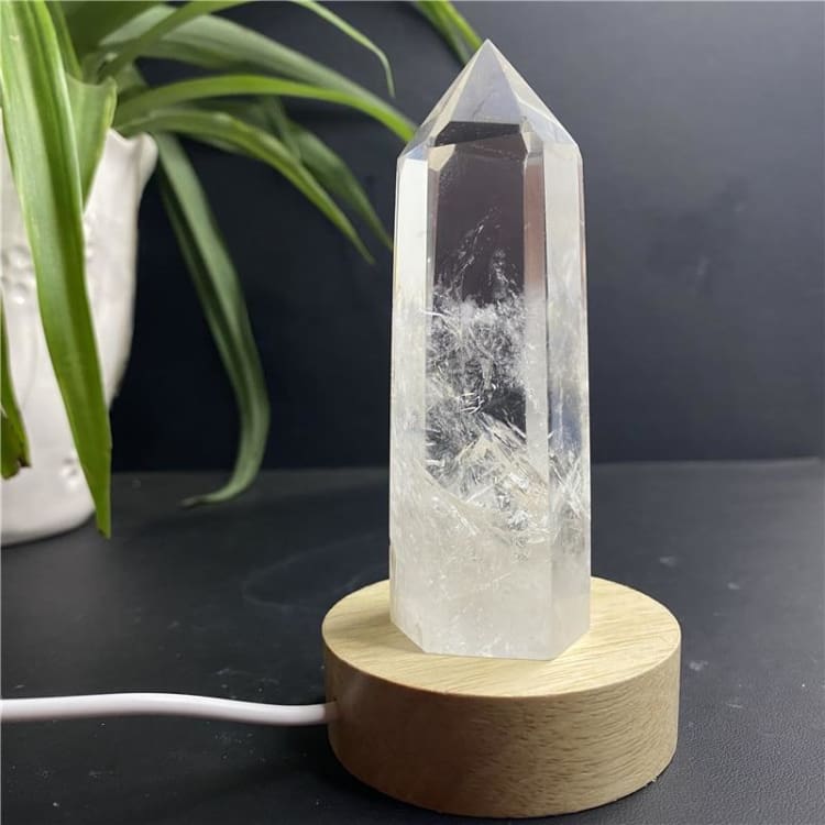 Lampe de Chevet Pointe de Quartz Blanc – Lumière Pure & Énergie Cristalline