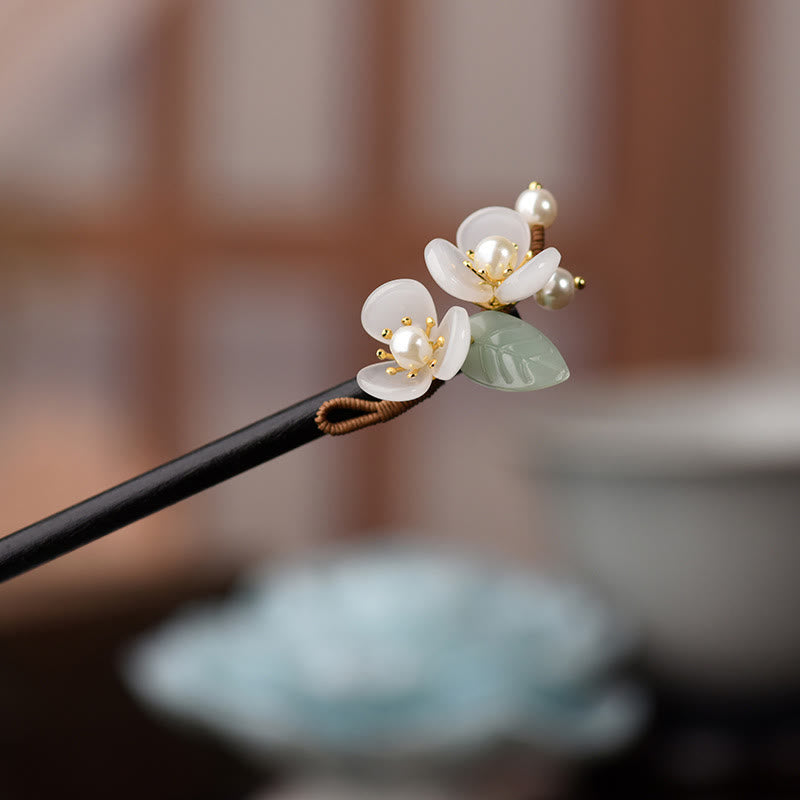 Pic à Cheveux Magnolia & Perles – 18 cm