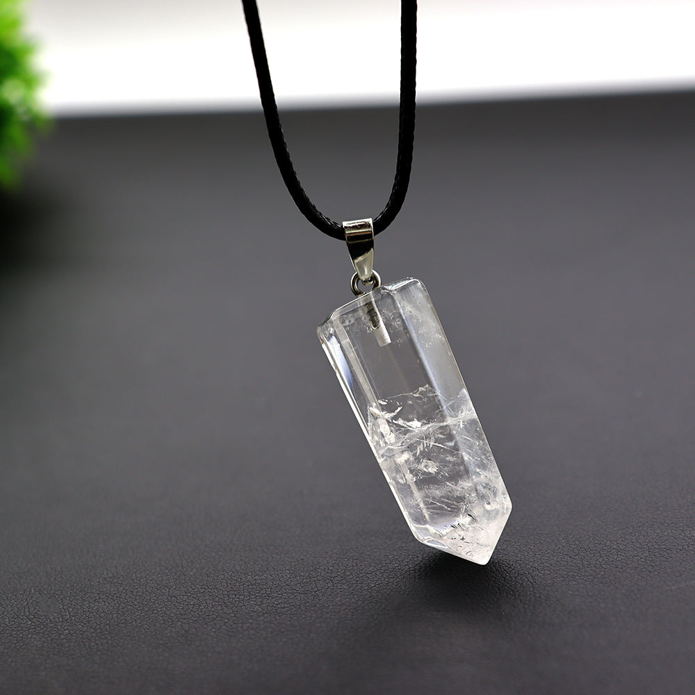 Mini Pendentif Pointe en Quartz Clair Naturel – 20 à 30 mm