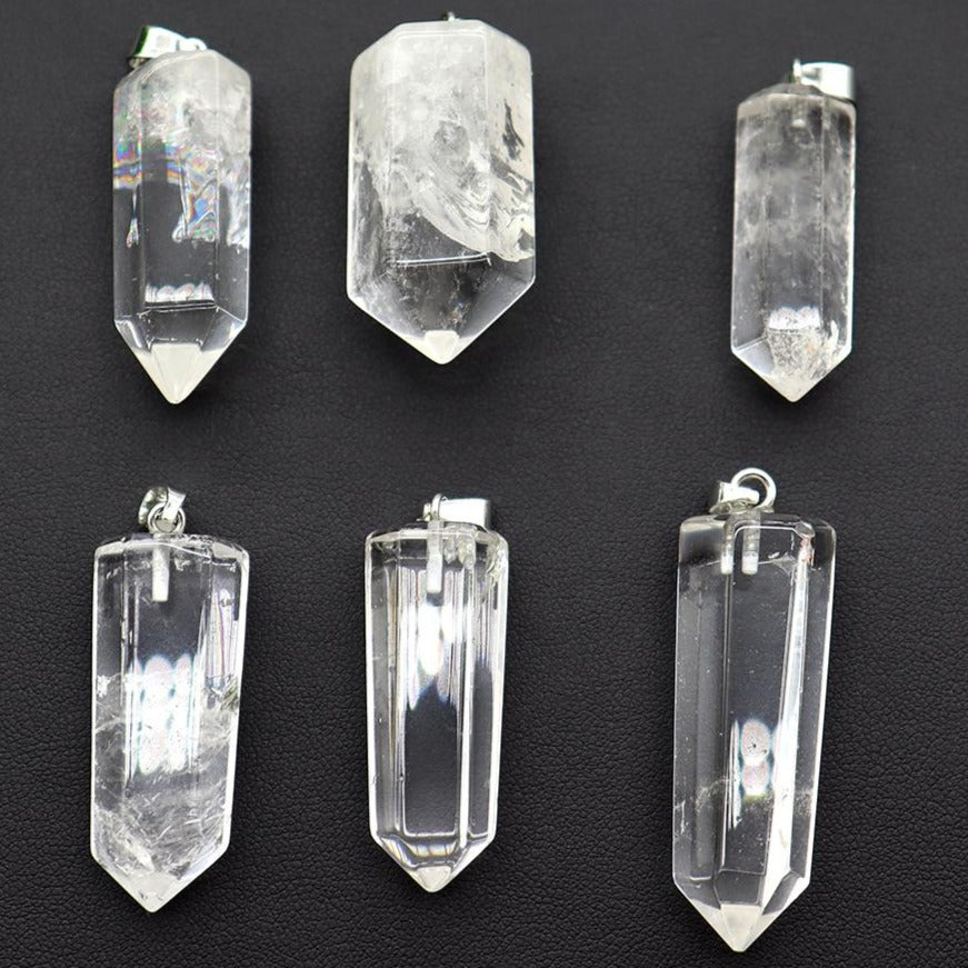 Mini Pendentif Pointe en Quartz Clair Naturel – 20 à 30 mm