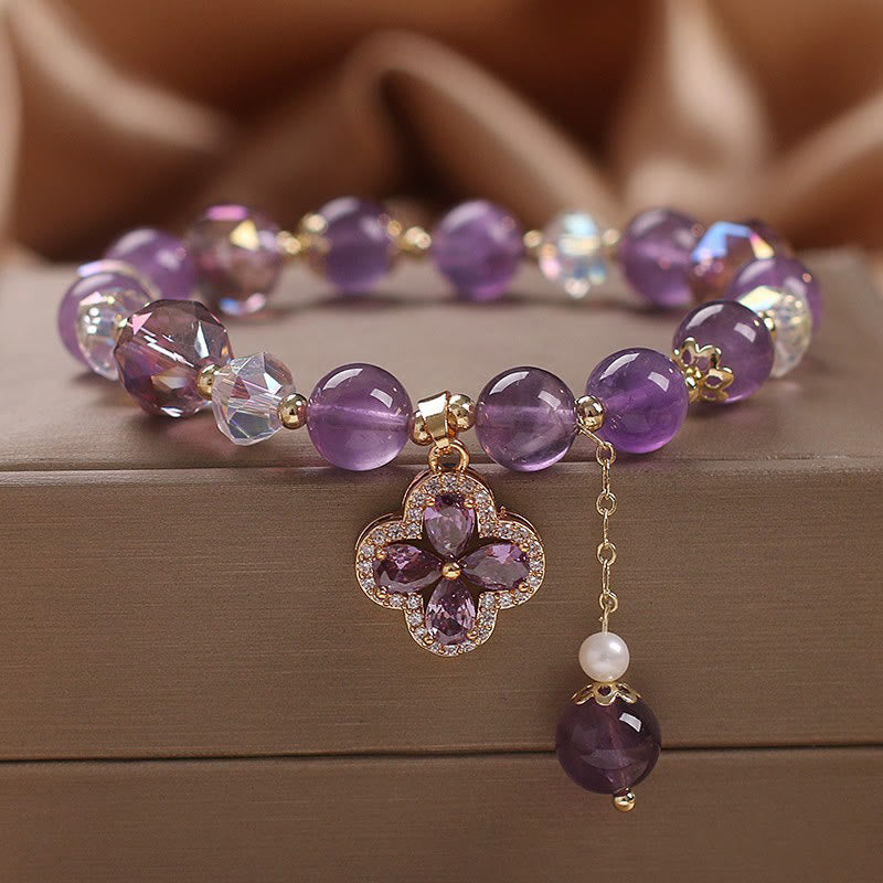 Bracelet de guérison spirituelle en améthyste naturelle avec breloque trèfle à quatre feuilles