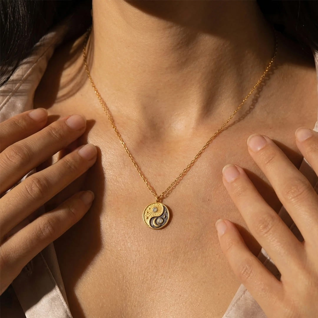 Pendentif Harmonie Profonde Yin Yang Lumineux