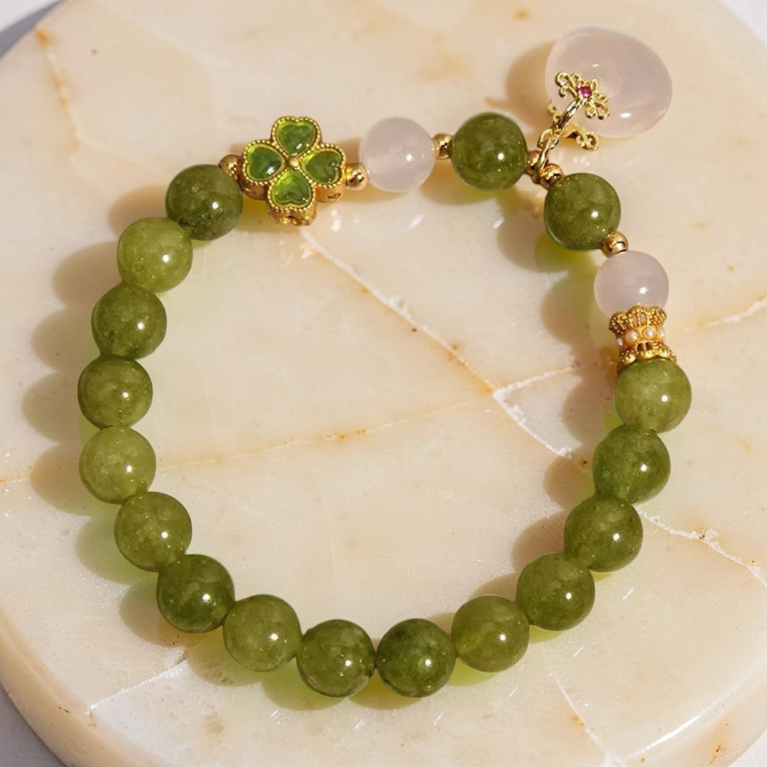 Bracelet Tourmaline Verte et Jade – Trèfle Porte-Chance
