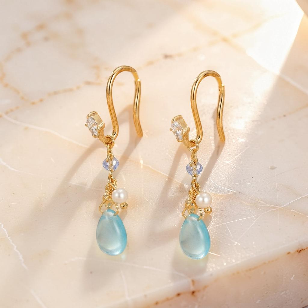 Boucles d'Oreilles Topaze et Perle – Allure Marine, Argent Plaqué Or