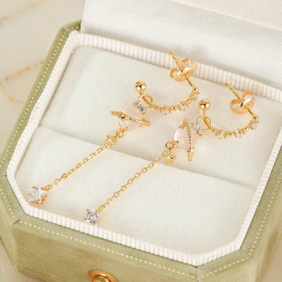 Boucles d’Oreilles Quartz Rose – Galaxie Intérieure, Argent Plaqué Or 14K