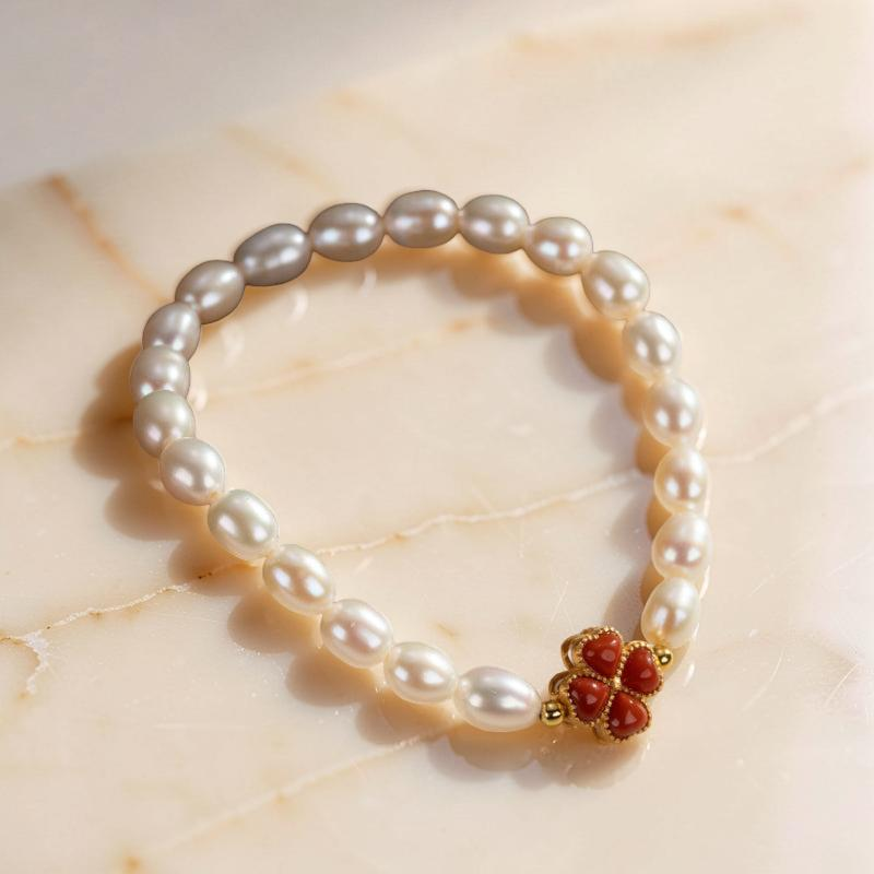 Bracelet Perle – Trèfle Charmant, Argent Plaqué Or