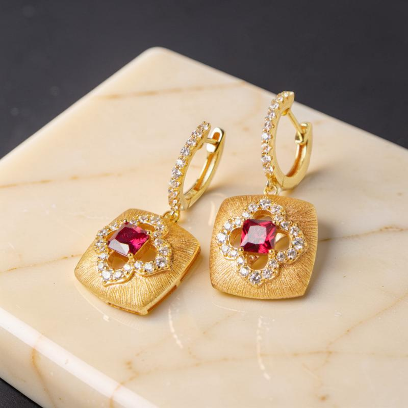 Boucles d'Oreilles Cornaline – Chance Florale, Argent Plaqué Or