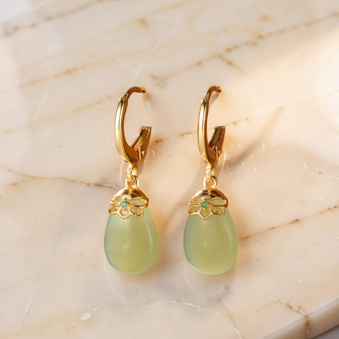 Boucles d'Oreilles Jade – Aura Apaisante, Argent Plaqué Or