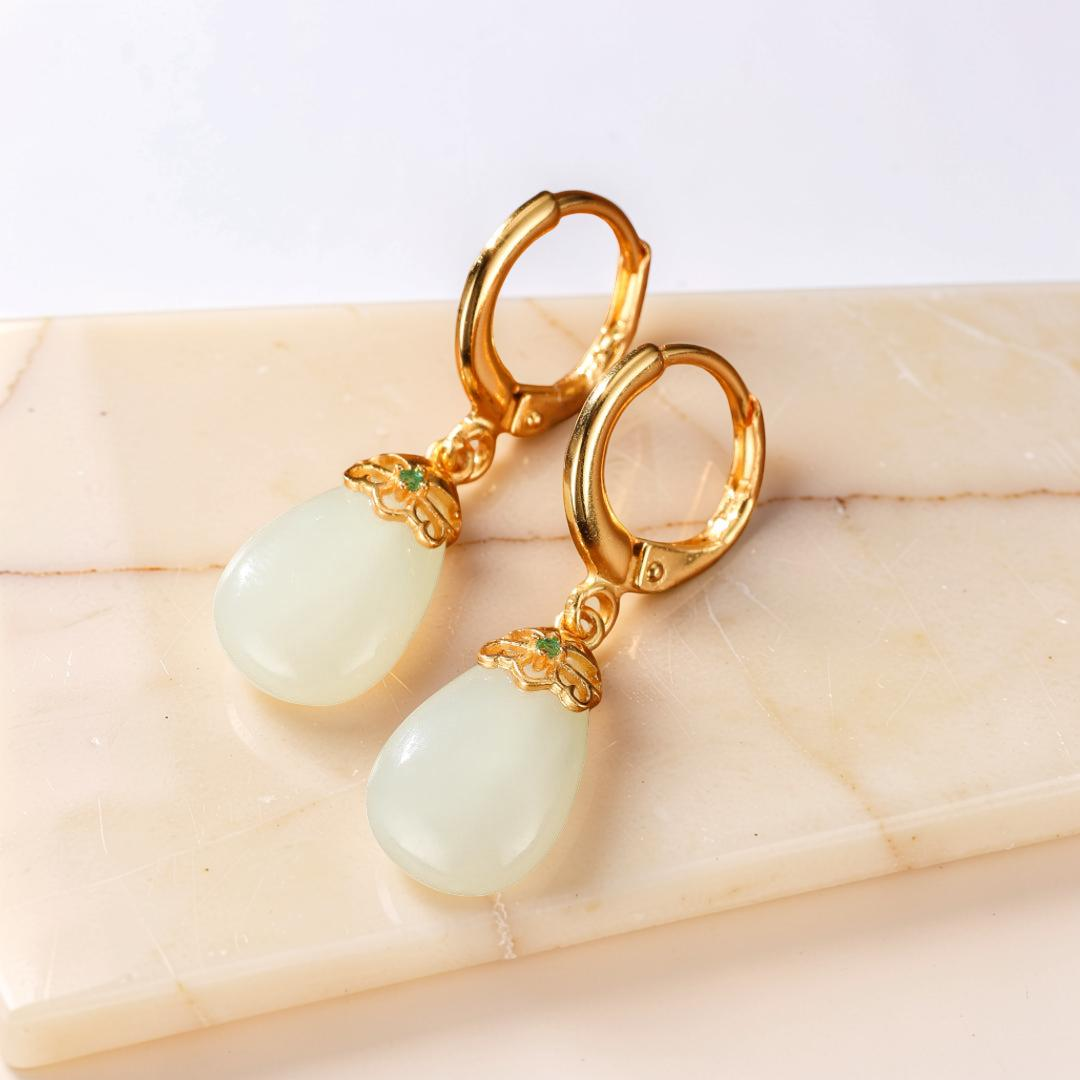Boucles d'Oreilles Jade – Aura Apaisante, Argent Plaqué Or
