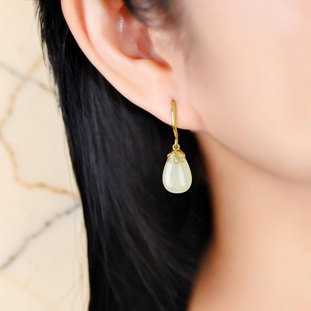 Boucles d'Oreilles Jade – Aura Apaisante, Argent Plaqué Or