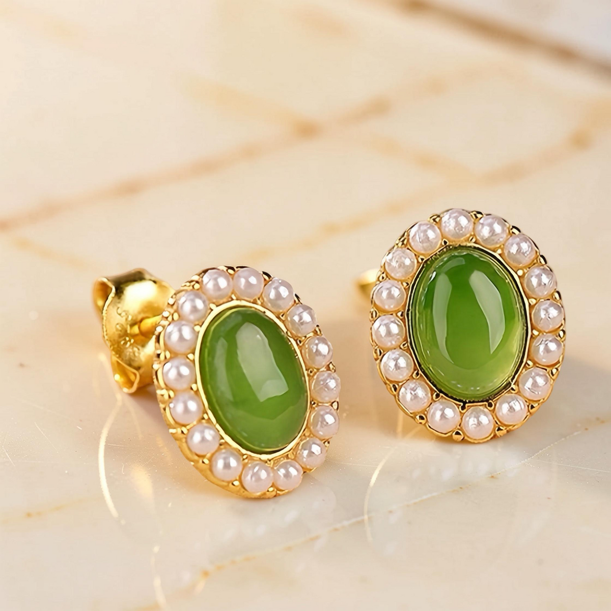 Boucles d'Oreilles Jade et Perle – Douceur, Argent Plaqué Or