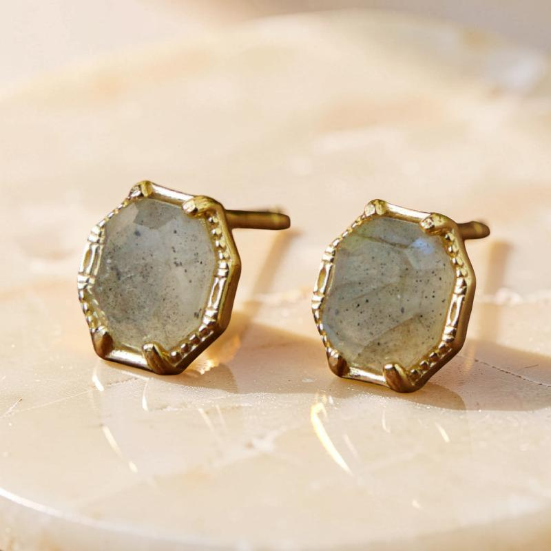 Boucles d'Oreilles Labradorite – Élan Lustré, Argent Plaqué Or